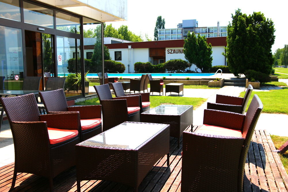 Hotel Hungaria Siofok Exterior photo